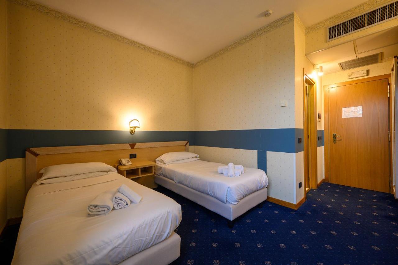 Hotel Torre Di Pratolungo Roma Eksteriør bilde