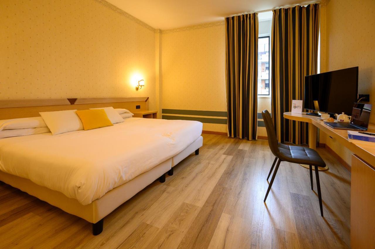 Hotel Torre Di Pratolungo Roma Eksteriør bilde